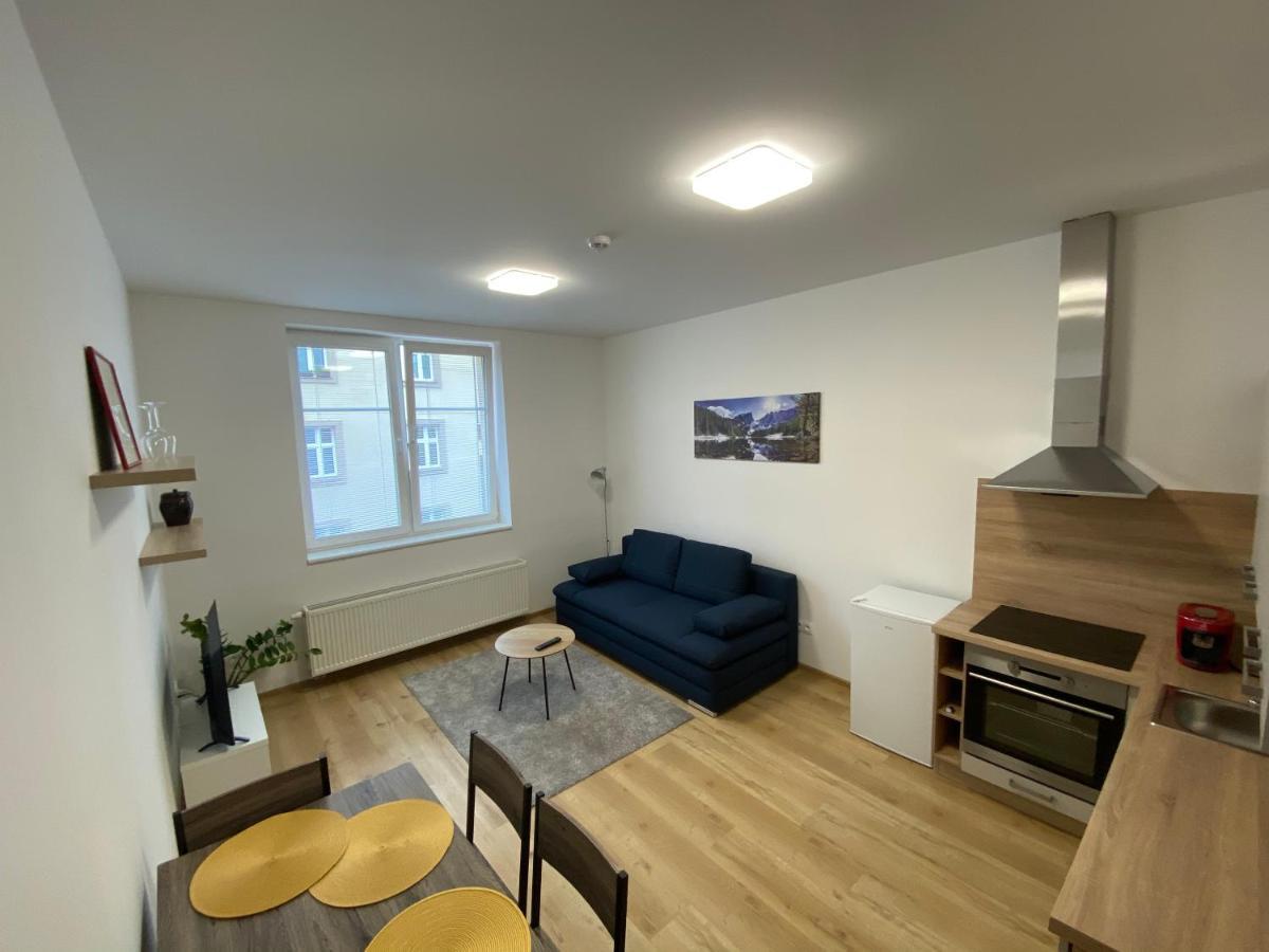 No. 34 Apartment Hradec Kralove Exterior photo